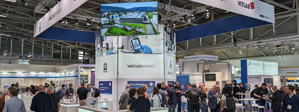 VACUUBRAND-Messestand auf der analytica in München